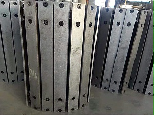 槽钢式扣板链板保温棉输送机用链板沙石传送用工业链板