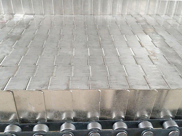 刮板式提升链板板式传送带＠食品冷却上料不锈钢链板